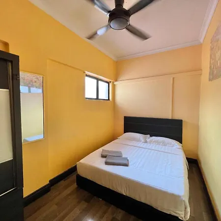 Marina Court Penthouse Kota-Kinabalu Vacation Home 5 Bedrooms - 15 Pax Kota Kinabalu Exterior photo
