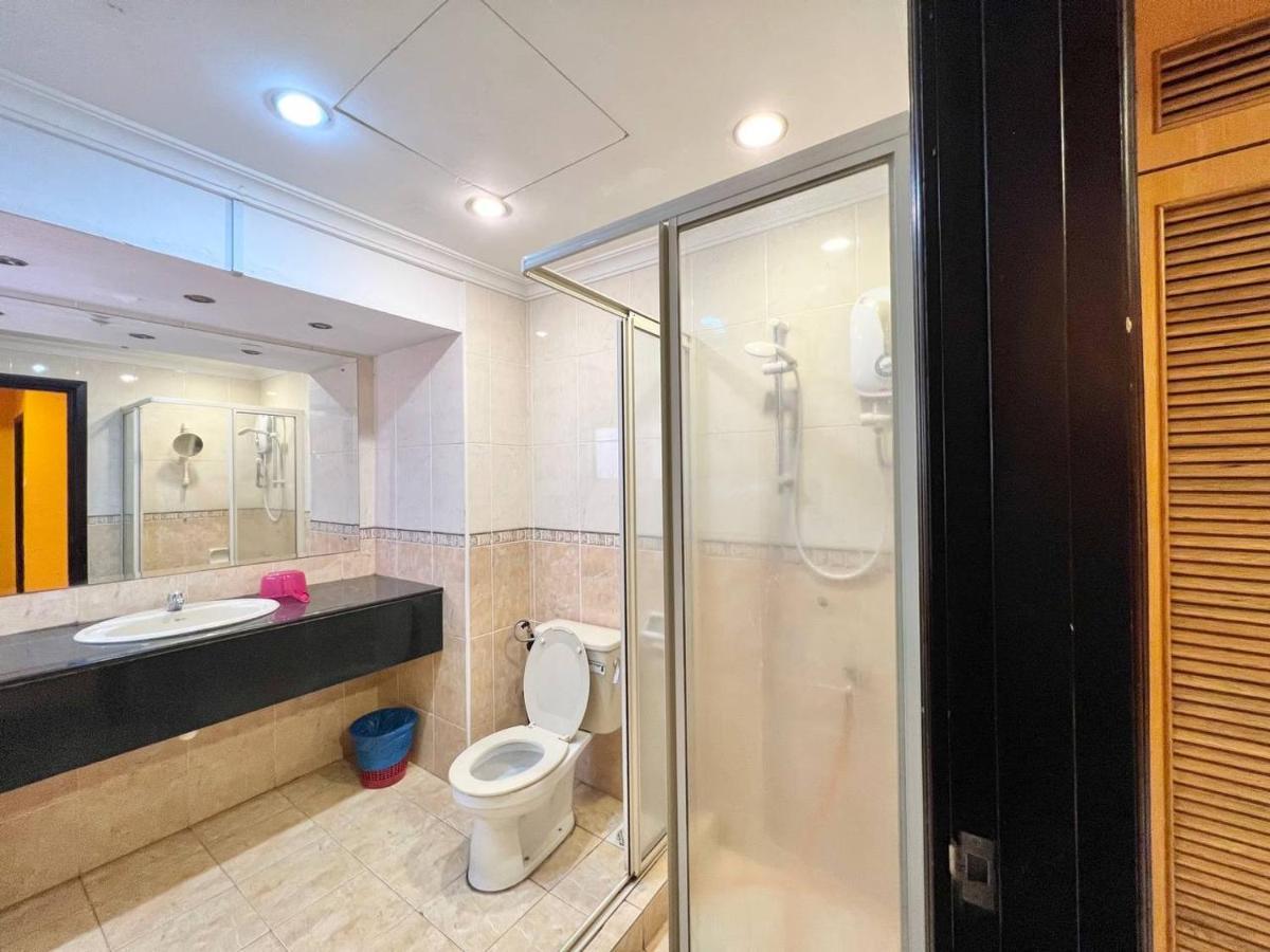 Marina Court Penthouse Kota-kinabalu Vacation 5 Bedrooms - 15 Pax Apartment *