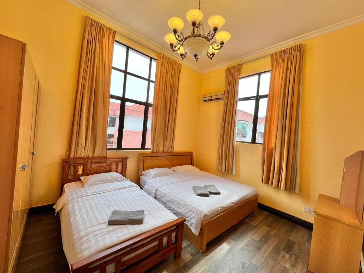 Apartment Marina Court Penthouse Kota-kinabalu Vacation 5 Bedrooms - 15 Pax Kota Kinabalu